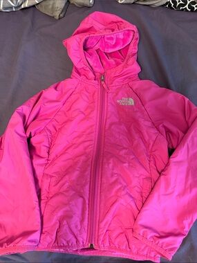 The north face girls jacket size xs (6)